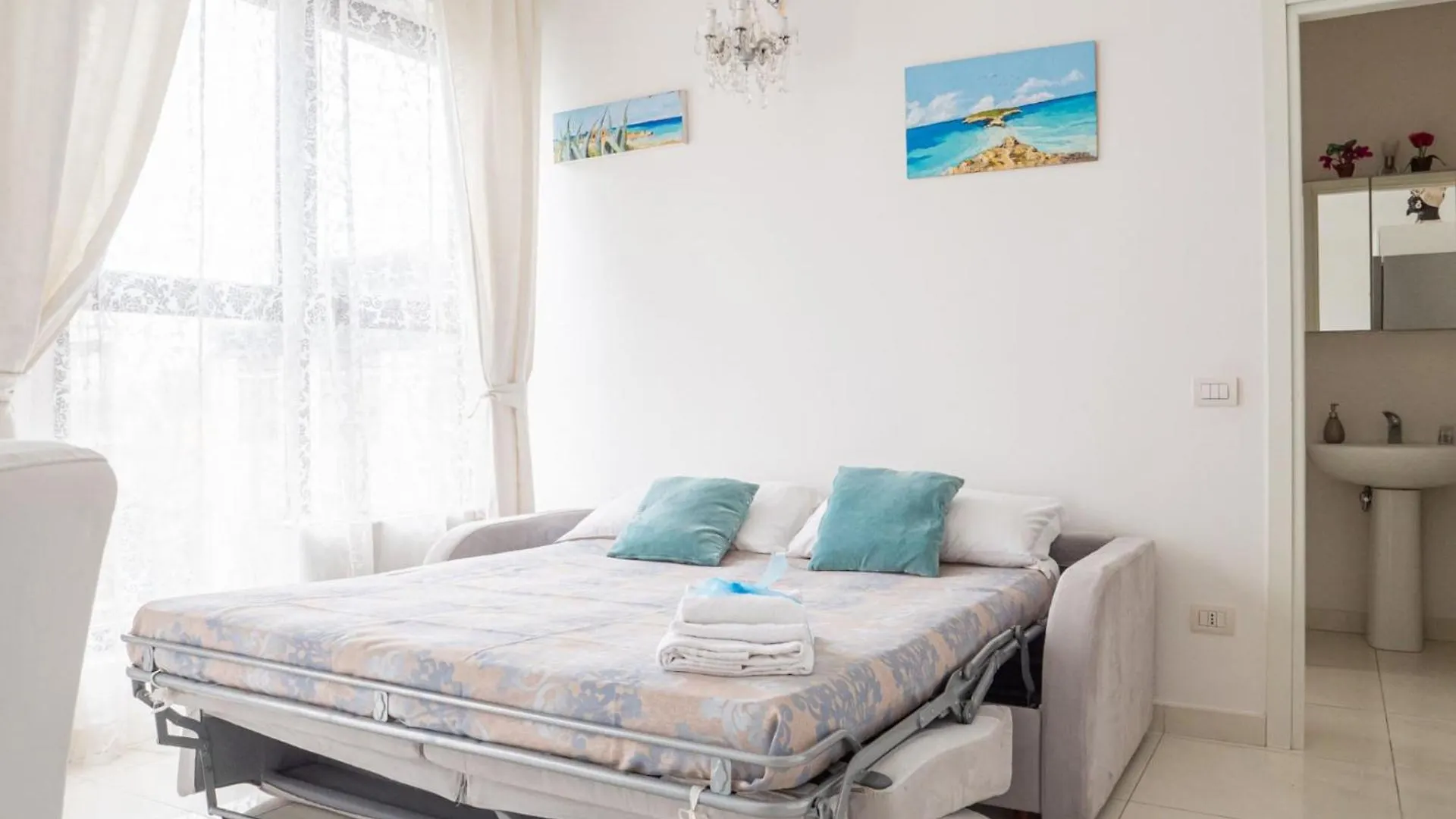The Best Rent - Spacious Apartment With Balcony In Viale Monza 밀라노